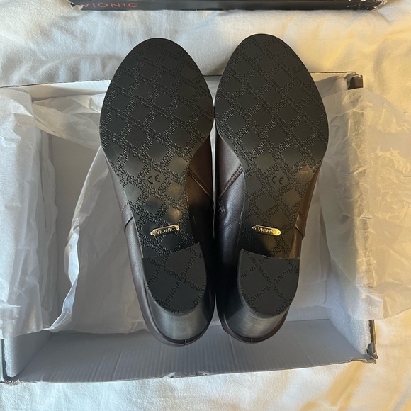 Brand New Vionic Women’s Perk Kennedy Boots - Picture 2 of 10
